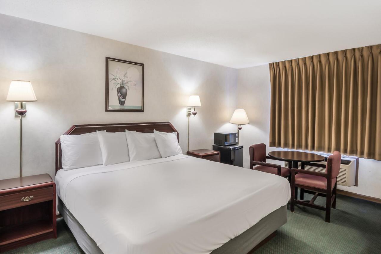Americas Best Value Inn-Wenona Exterior foto