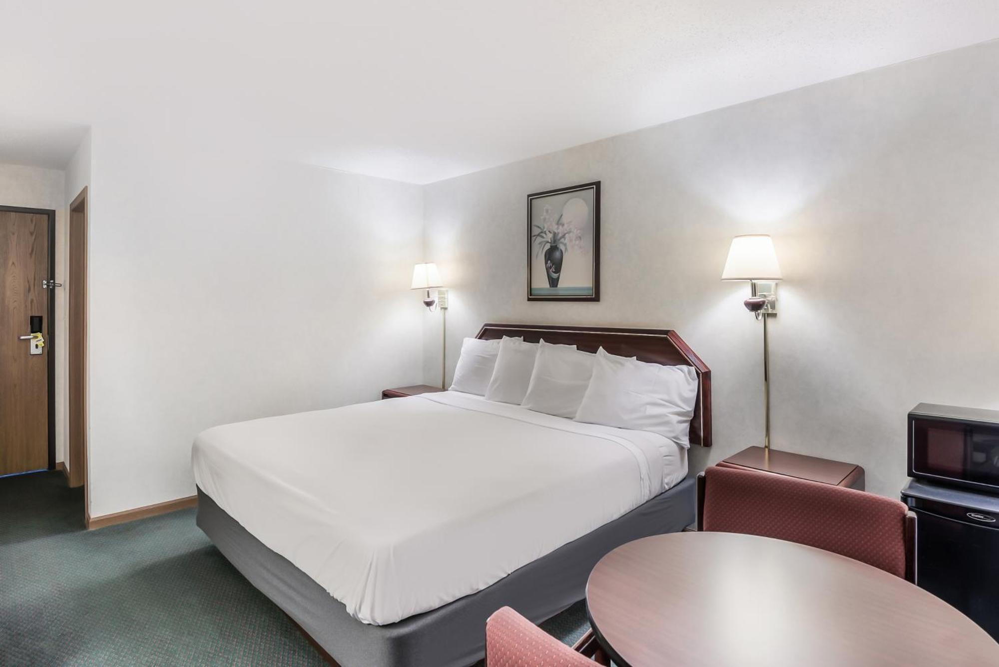 Americas Best Value Inn-Wenona Exterior foto