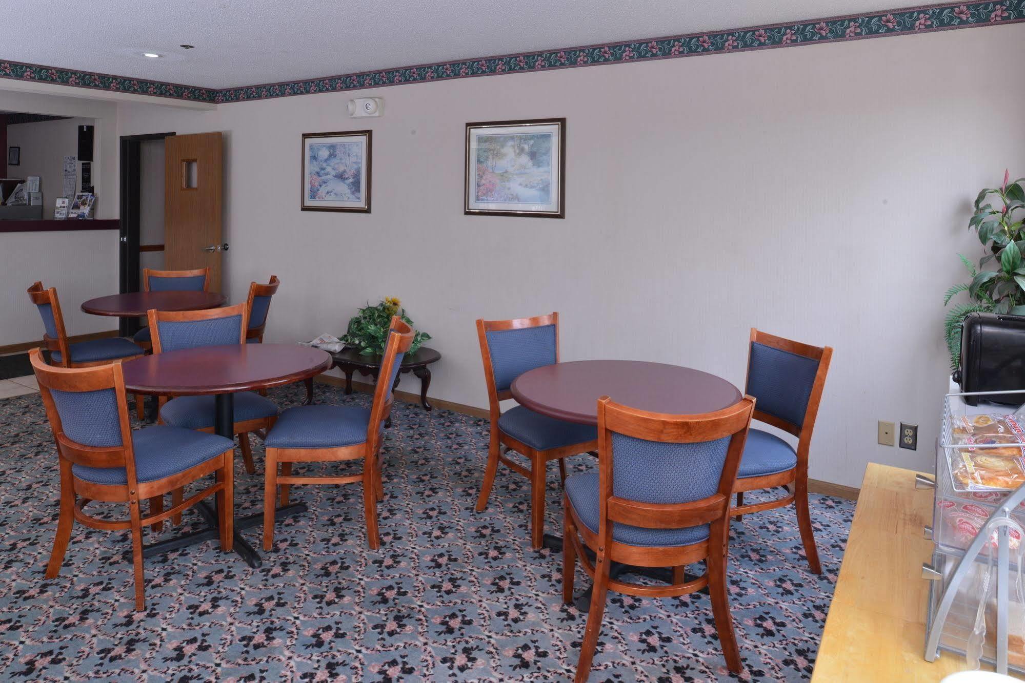 Americas Best Value Inn-Wenona Exterior foto